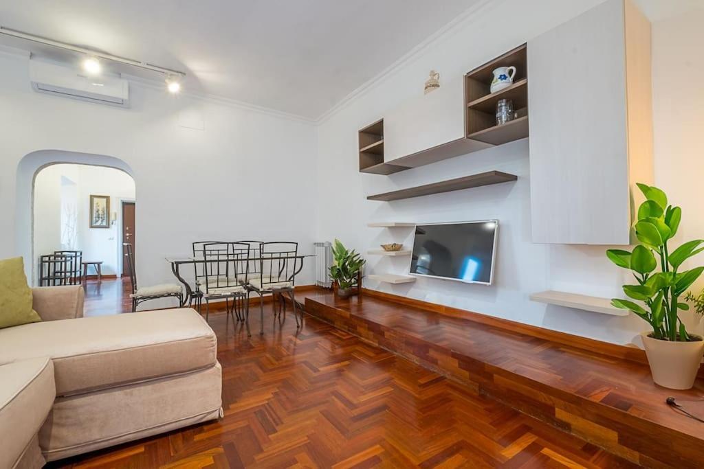 Apartment Ht M&n Bilo Colosseo Rome